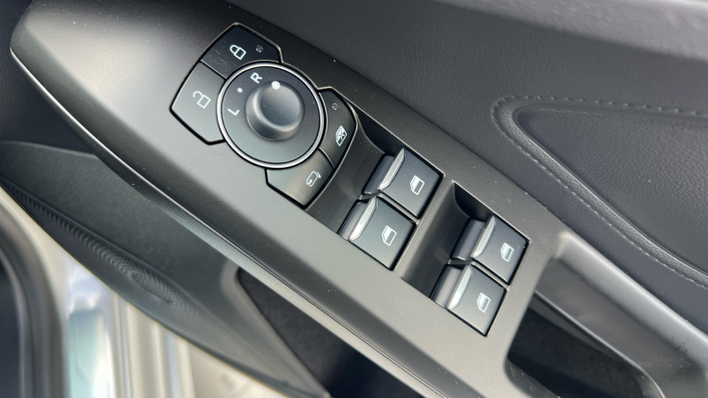 Ford Focus 1.0 EcoBoost Hybrid mHEV ST-Line X Edition 5dr Petrol Estate